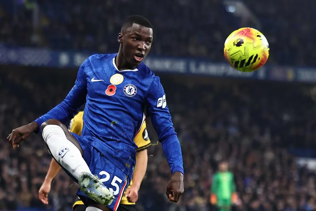 img of ¡FESTIVAL DE GOLES EN LONDRES! El Chelsea de Caicedo goleó al FC Barcelona